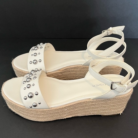 Marc Fisher Women's Joyce Ankle Strap Studded Espadrille Platform Sandals - Picture 2 of 13